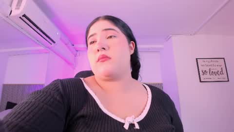 Snapshot of amberinihoffman chatting on 06/24/26, 12:04 Amber online show from 06/24/26, 12:04