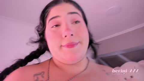 Snapshot of amberinihoffman chatting on 07/17/26, 11:39 Amber online show from 07/17/26, 11:39