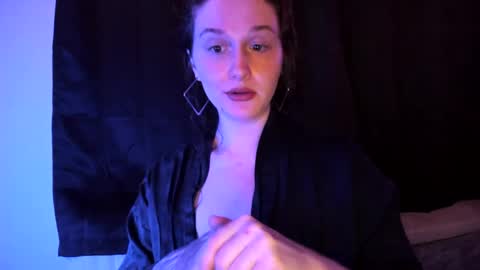 Snapshot of amberkinsley chatting on 10/05/25, 02:54 amberkinsley online show from 10/05/25, 02:54