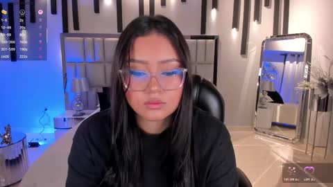 Amber  online show from 11/06/25, 03:07