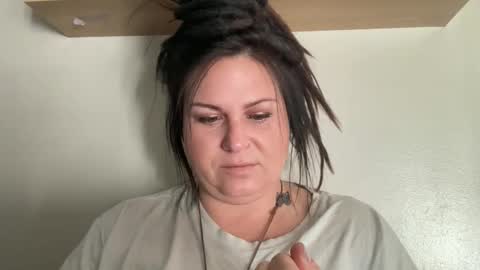 ambermoss7 online show from 10/30/25, 08:42