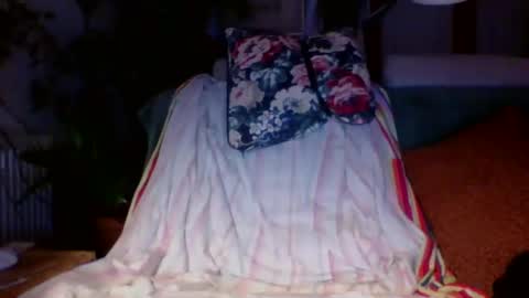 Snapshot of amberr11 chatting on 01/16/25, 11:06 Amberr11 online show from 01/16/25, 11:06