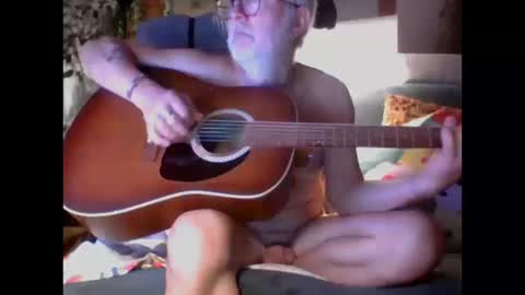 Snapshot of amberr11 chatting on 09/22/25, 11:07 Amberr11 online show from 09/22/25, 11:07