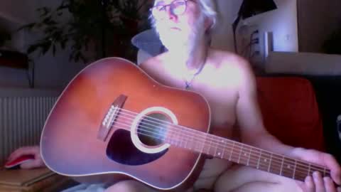 Amberr11 online show from 01/13/26, 11:32