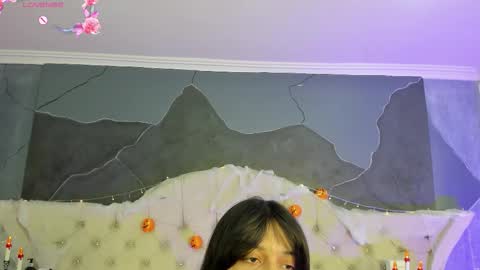 Amber Grey online show from 10/17/25, 06:54