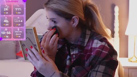 Snapshot of amberseyes chatting on 02/07/25, 08:01 Amberseyes online show from 02/07/25, 08:01