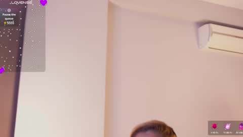 Snapshot of amberseyes chatting on 03/01/25, 03:27 Amberseyes online show from 03/01/25, 03:27