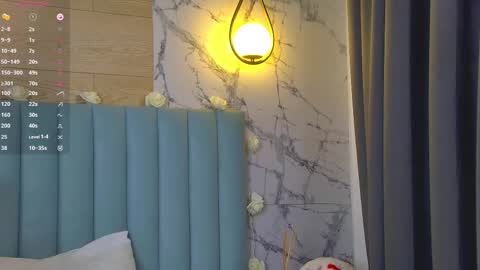 Snapshot of ambershays chatting on 02/10/25, 09:04 Amber online show from 02/10/25, 09:04