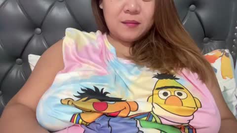 Snapshot of ambisyosa_moore chatting on 06/04/26, 04:35 Marie online show from 06/04/26, 04:35