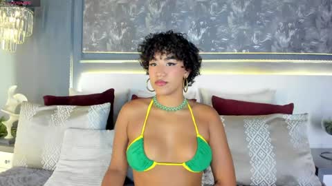 Snapshot of ambracohelo chatting on 06/02/26, 11:23 Ambra Cohelo online show from 06/02/26, 11:23