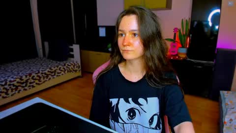 Snapshot of ameli_moon chatting on 05/28/26, 06:38 Eileen online show from 05/28/26, 06:38