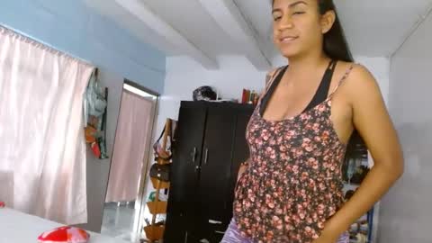 Snapshot of amelia_2023 chatting on 12/22/24, 02:06 amelia  online show from 12/22/24, 02:06