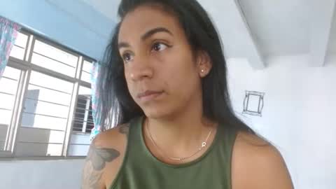 Snapshot of amelia_2023 chatting on 10/05/25, 01:09 amelia  online show from 10/05/25, 01:09