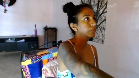Snapshot of amelia_2023 chatting on 06/24/26, 02:49 amelia online show from 06/24/26, 02:49