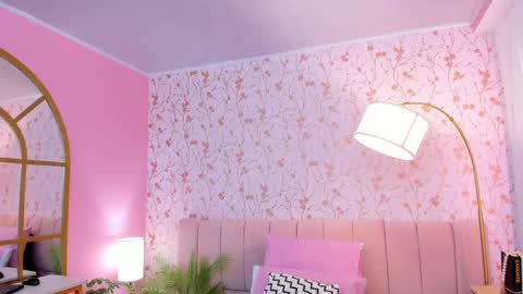 Snapshot of amelia_adms chatting on 02/23/25, 01:24 Amelia Adams online show from 02/23/25, 01:24