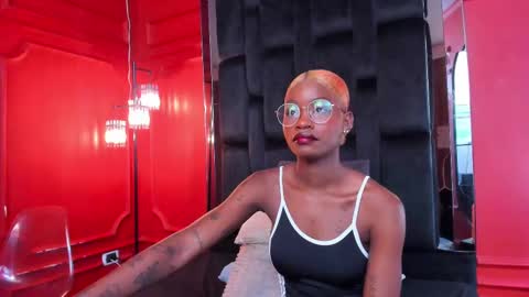 Snapshot of amelia_adms chatting on 09/13/25, 06:18 Amelia Adams online show from 09/13/25, 06:18