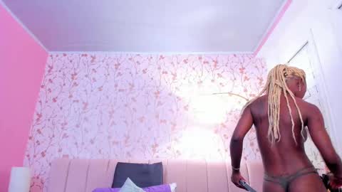 Snapshot of amelia_adms chatting on 10/08/25, 07:44 Amelia Adams online show from 10/08/25, 07:44