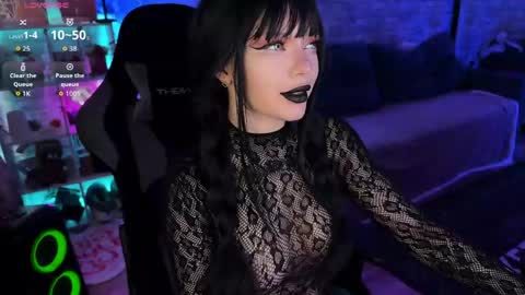 Amelia Aley  online show from 04/16/26, 10:16