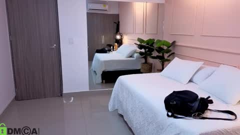 AMELIA online show from 12/19/25, 11:28