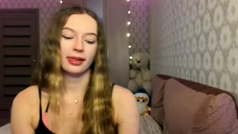 amelia_murmeow online show from 05/05/26, 08:28