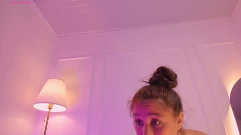 Snapshot of amelia_saenz_ chatting on 01/08/26, 12:57 Amelia online show from 01/08/26, 12:57