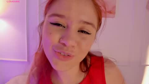 Snapshot of amelia_saenz_ chatting on 06/25/26, 08:02 Amelia online show from 06/25/26, 08:02