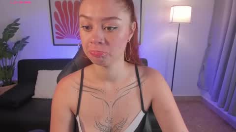 Snapshot of amelia_saenz_ chatting on 07/05/26, 11:28 Amelia online show from 07/05/26, 11:28