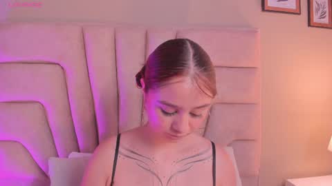 Snapshot of amelia_saenz_ chatting on 07/09/26, 08:13 Amelia online show from 07/09/26, 08:13