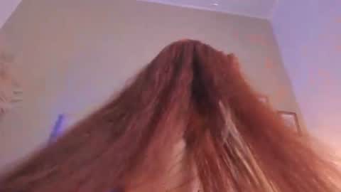Snapshot of amelia_saenz_ chatting on 07/18/26, 02:10 Amelia online show from 07/18/26, 02:10