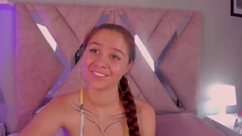 Snapshot of amelia_saenz_ chatting on 07/25/26, 06:11 Amelia online show from 07/25/26, 06:11