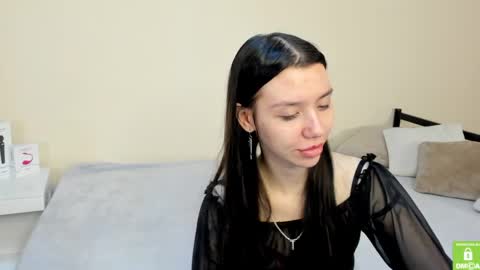 Snapshot of amelia_skyy chatting on 05/21/26, 01:34 Anna online show from 05/21/26, 01:34