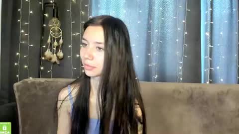 Snapshot of amelia_skyy chatting on 07/16/26, 01:55 Anna online show from 07/16/26, 01:55