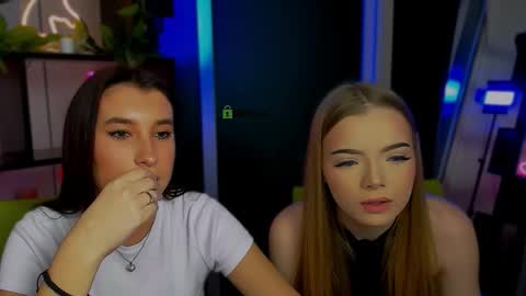 ameliaa_sweet online show from 03/25/26, 12:22