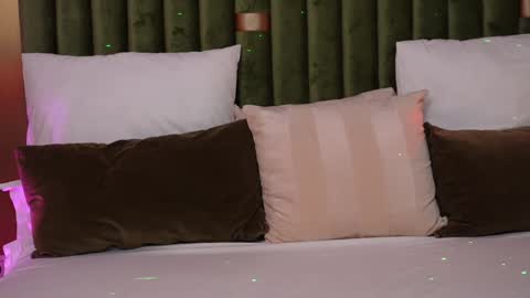 Amelia online show from 12/05/24, 07:05