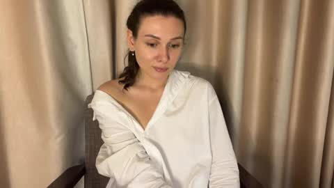Snapshot of ameliahenderson chatting on 05/02/26, 11:04 Ameli online show from 05/02/26, 11:04