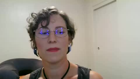 Snapshot of ameliaishka chatting on 09/20/25, 03:40 Ameliaishka online show from 09/20/25, 03:40