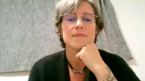 Snapshot of ameliaishka chatting on 09/29/25, 02:16 Ameliaishka online show from 09/29/25, 02:16