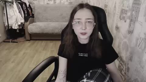 Snapshot of ameliakamishiro chatting on 01/04/25, 03:07 Amelia online show from 01/04/25, 03:07