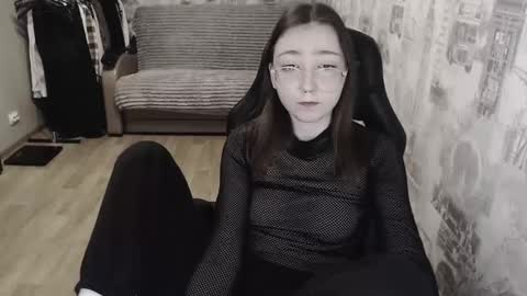 Snapshot of ameliakamishiro chatting on 01/25/25, 03:40 Amelia online show from 01/25/25, 03:40