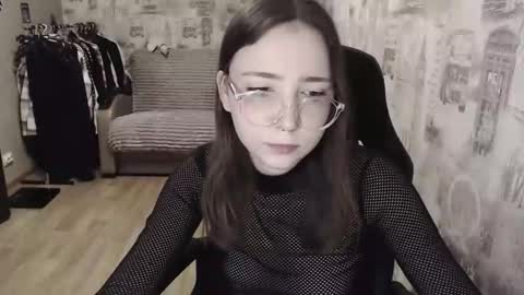 Snapshot of ameliakamishiro chatting on 02/06/25, 06:13 Amelia online show from 02/06/25, 06:13