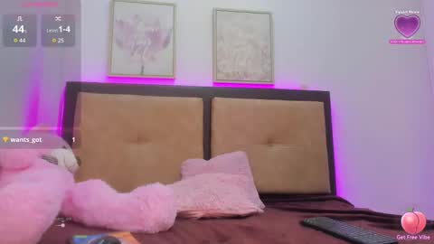 Amelia online show from 01/19/26, 12:31