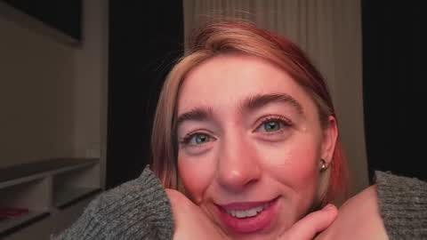 Snapshot of ameliamber0 chatting on 12/17/24, 05:58 Amelia   online show from 12/17/24, 05:58