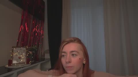Snapshot of ameliamber0 chatting on 02/13/25, 02:52 Amelia   online show from 02/13/25, 02:52