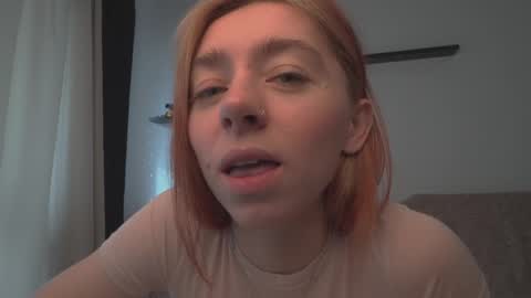 Snapshot of ameliamber0 chatting on 02/26/25, 12:25 Amelia   online show from 02/26/25, 12:25