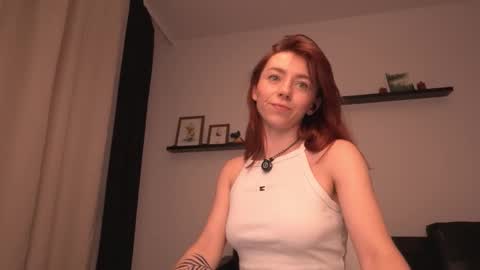 Snapshot of ameliamber0 chatting on 09/23/25, 04:21 Amelia   online show from 09/23/25, 04:21