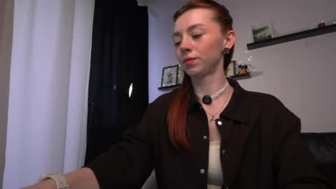Snapshot of ameliamber0 chatting on 06/04/26, 04:13 Amelia online show from 06/04/26, 04:13