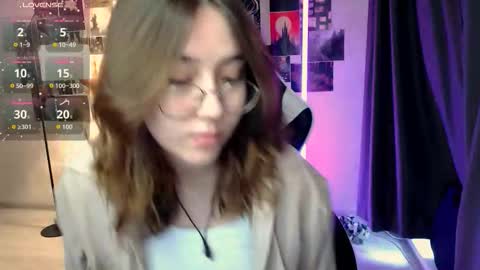 Amelia online show from 09/27/25, 07:24