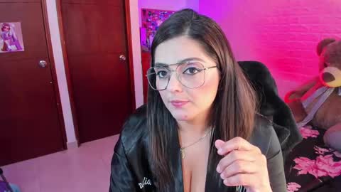 Snapshot of ameliamedina chatting on 02/20/25, 10:16 I am Ame Nice to meet you online show from 02/20/25, 10:16