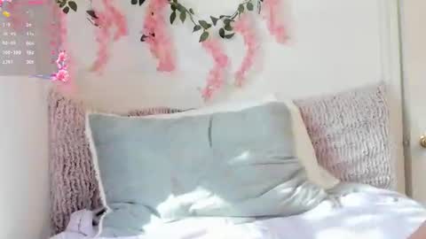 Amelia online show from 06/19/26, 09:40