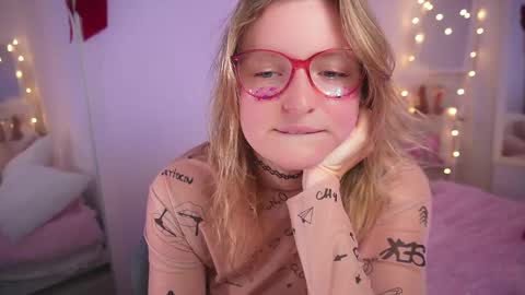 Amelia online show from 03/01/25, 04:44